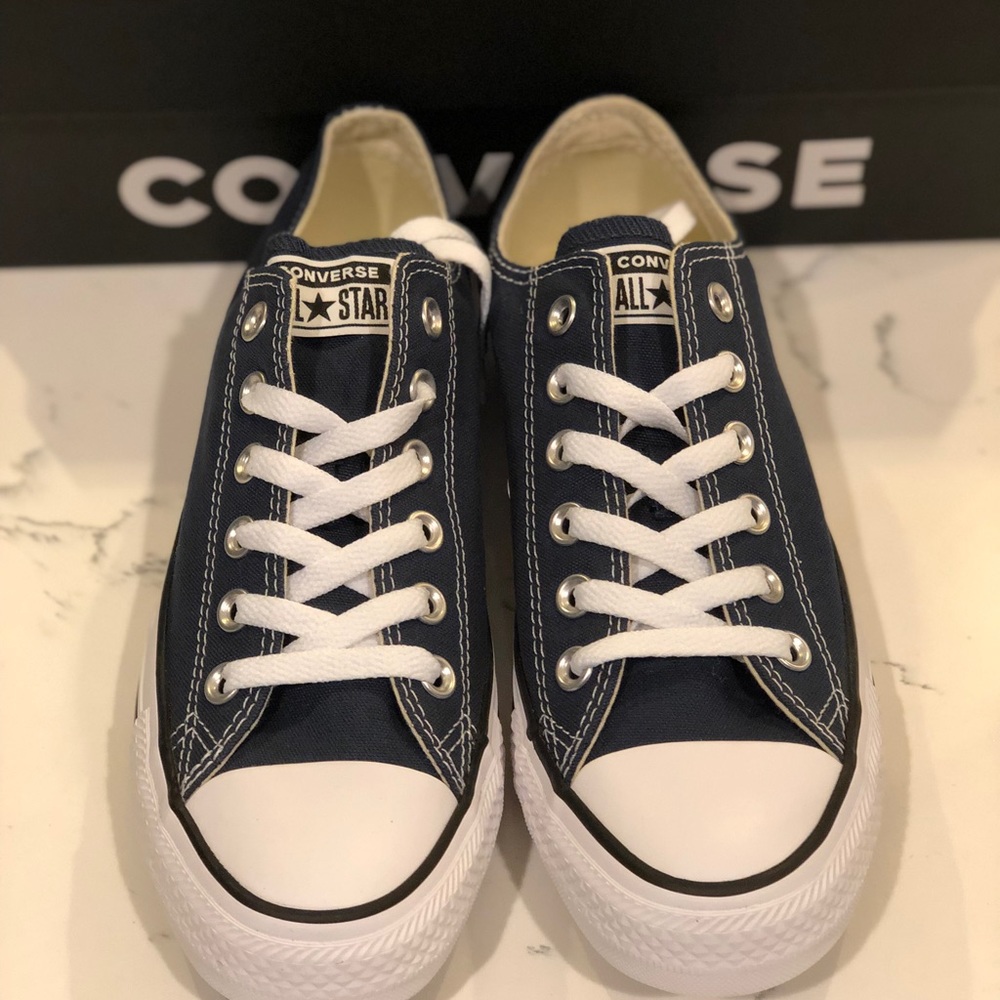 Converse All Star Navy Chuck Taylor’s